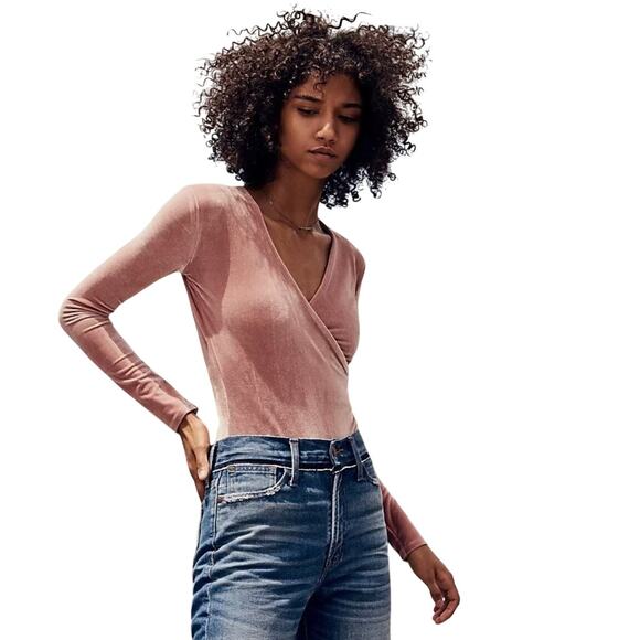 Madewell Pink Velvet Wrap Bodysuit Feminine Ballerina Size Small - Picture 2 of 10